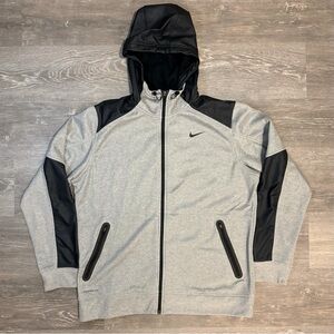NWOT Nike themafit zip hoodie Men’s Large